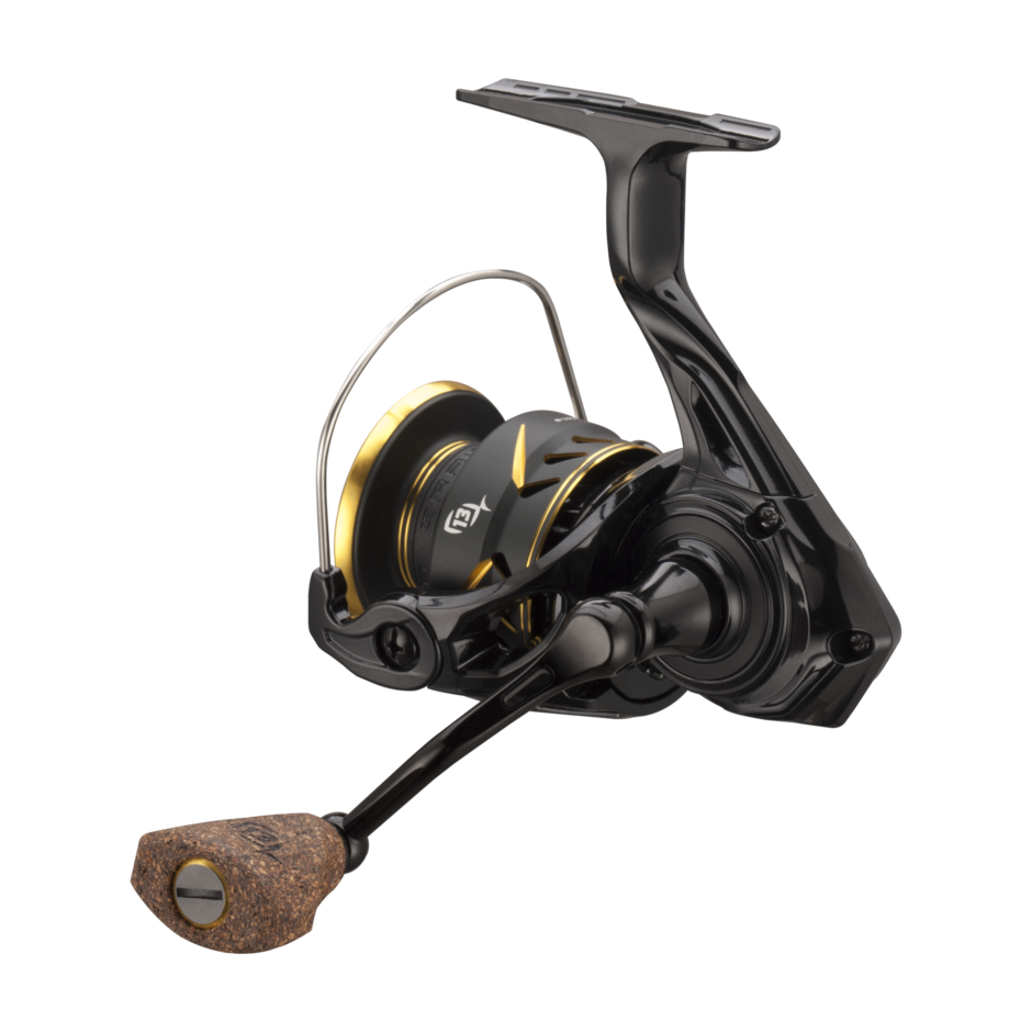 13 FISHING AXUM SPINNING REEL