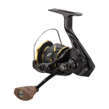 13 FISHING AXUM SPINNING REEL