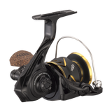 13 FISHING AXUM SPINNING REEL